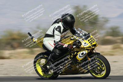 media/Oct-05-2025-CVMA (Sun) [[beeef4f201]]/Race 15-Amateur Formula Middleweight/